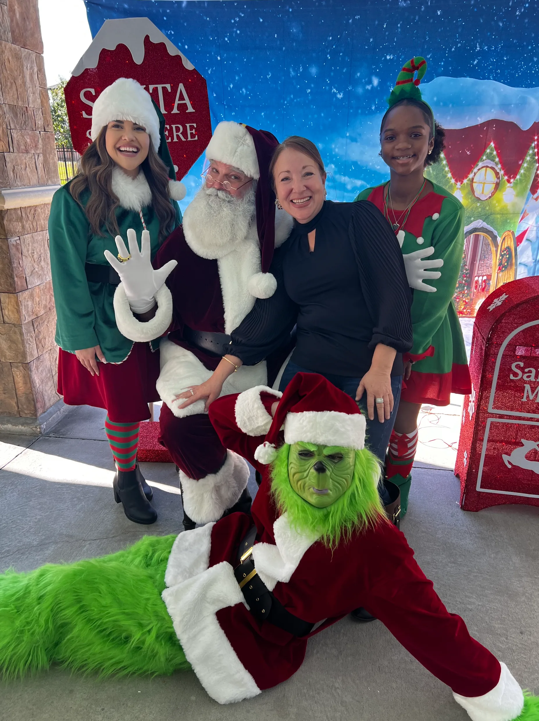 Kingwood Santa at Pool